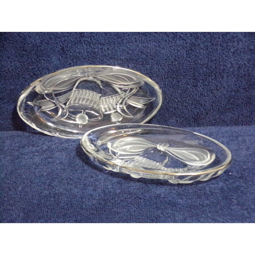 Mikasa Set of 2 Bells & Ribbons Oval Candy Plates Gold Trim Edge 7" Long Vintage